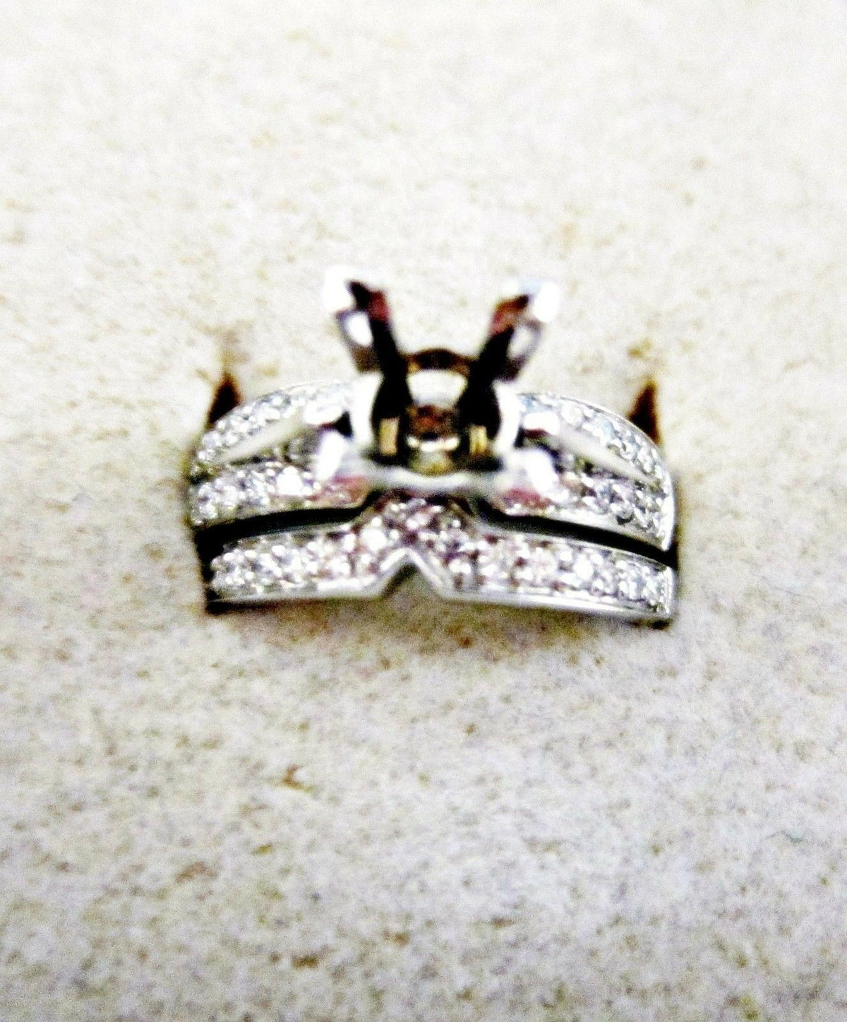DIAMOND TWO PIECE MATCHING SET SETTING SET 1/2 WAY DIAMOND