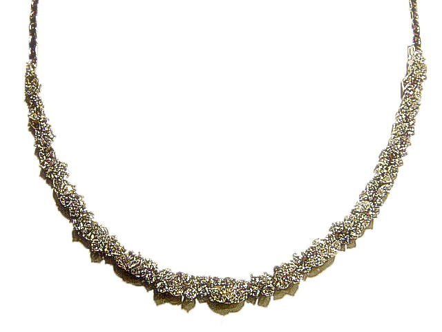 DIAMOND ROUND PEAR MARQUISE SHAPE FRONT SET 18 K WHITE GOLD G VS1/2 NECKLACE