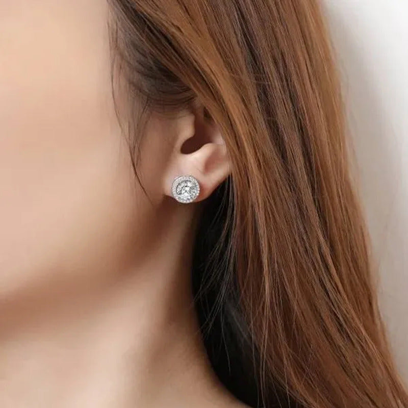 Brilliant round Cut Halo Solitaire Moissanite & Simulated Diamond Solitaire Stud