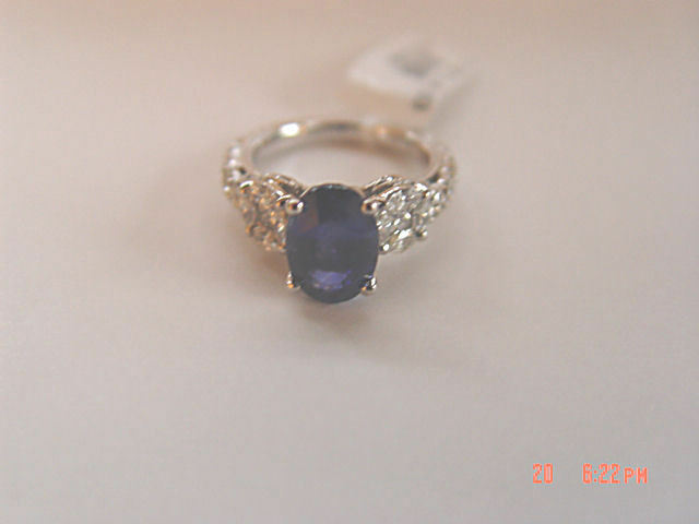 BLUE SAPPHIRE OVAL SHAPE RE-SIZEABLE DIAMOND MARQUISE