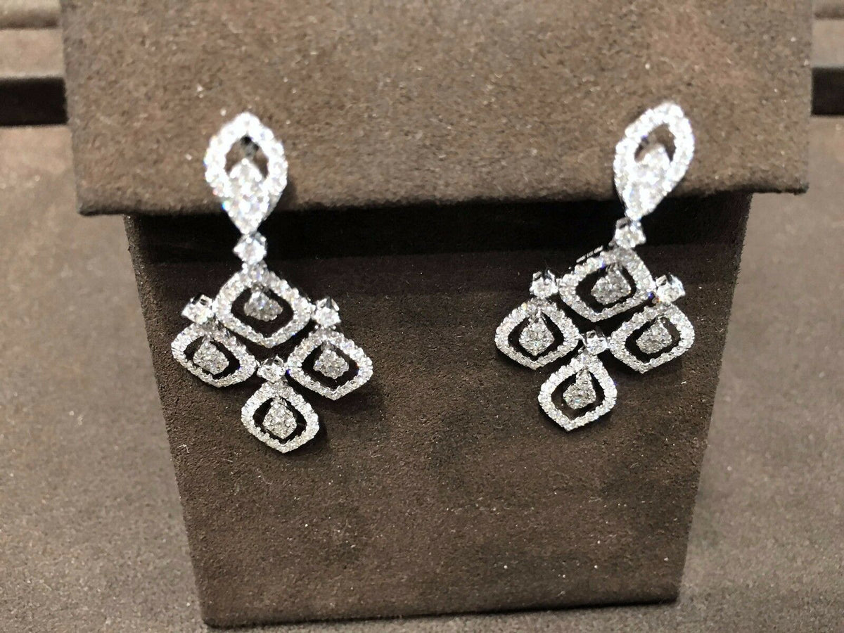 DIAMOND ROUND BRILLIANT SHAPE EARRING