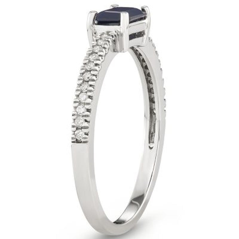 Blue Sapphire and Diamond Ring in 14K Gold