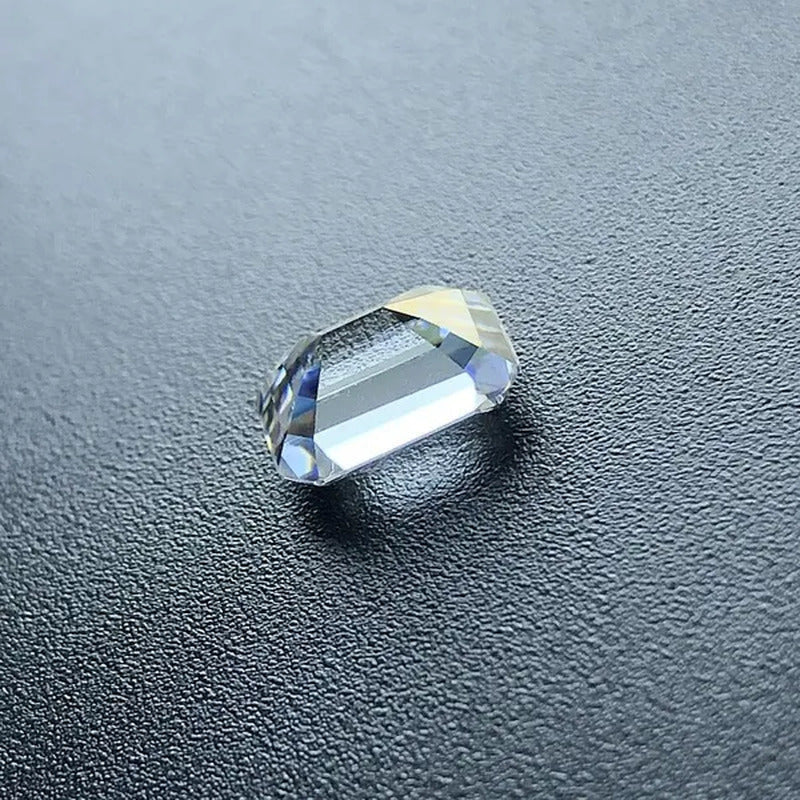 White D Color VVS Emerald Cut Loose Moissanite Diamond Stone 1Ct 5X7Mm with Cert