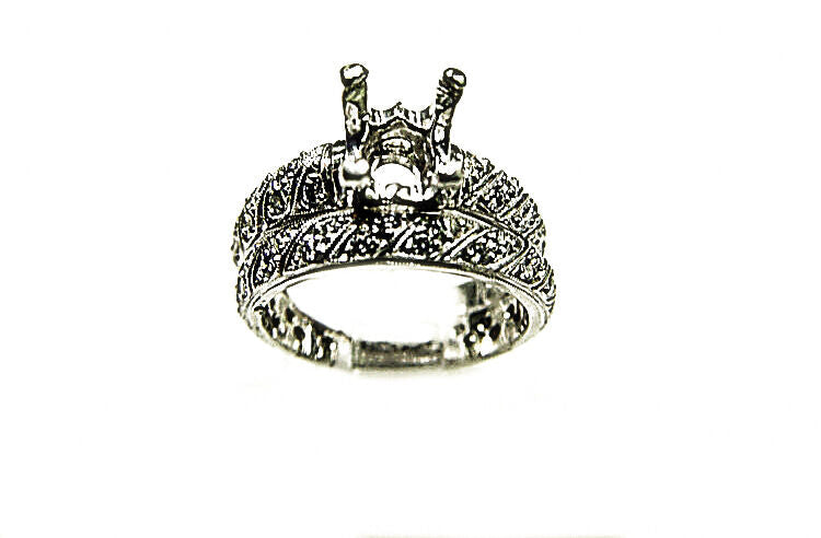 ROUND BRILLIANT SETTING AND ETERNITY BAND 4 PRONG