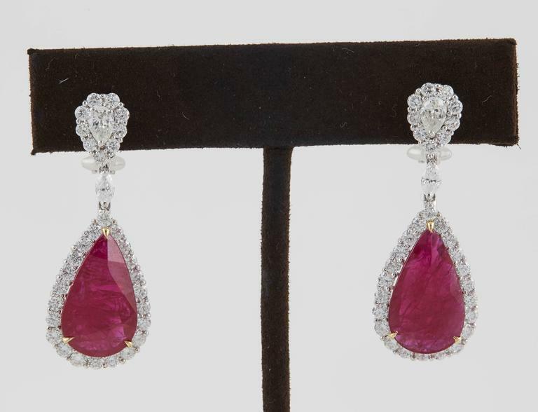 Pear Shaped Ruby 12.10 ct Diamond 3.52 ct 18 k white gold Gold Earrings