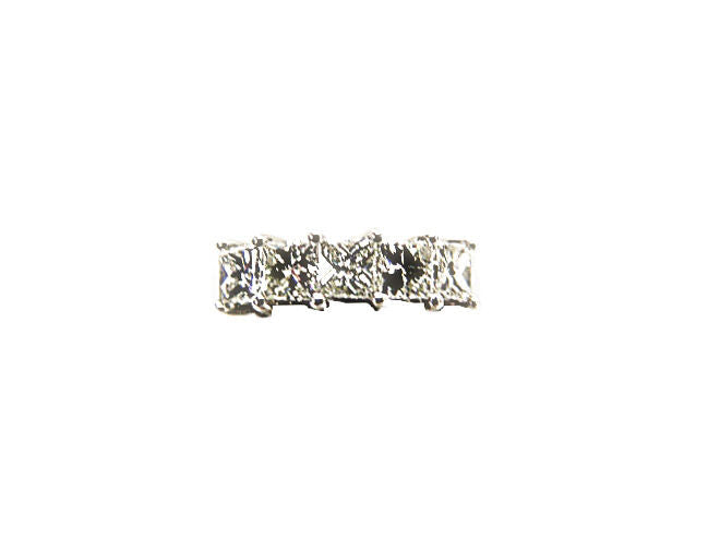 DIAMOND 5 STONE PRINCESS SHAPE COMMON PRONG SET DIAMOND