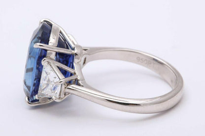10 Carat Ceylon Blue Sapphire and Diamond Ring Certified by C Dunaigre of Switz