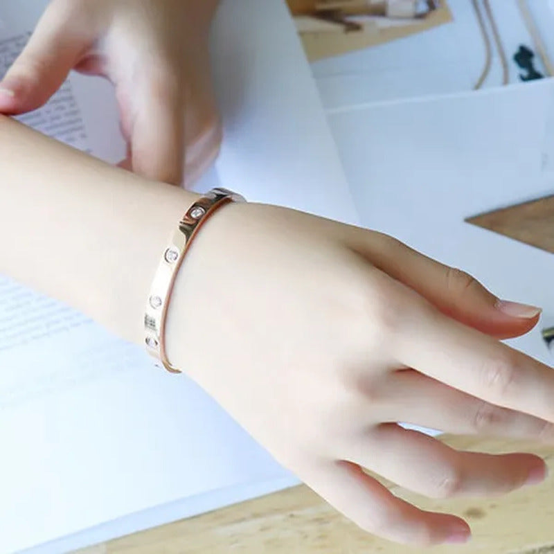 New Fashion Classic Women'S Bangles for Women Gold Rose Gold Silver Color Rhines