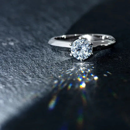 18K White Gold 2Ct round Cut Moissanite Solitaire Six Claw Diamond Engagement We