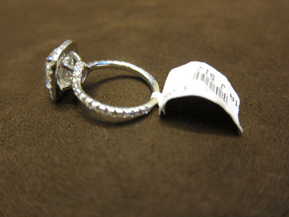 GIA CUSHION SHAPE DIAMOND J COLOR SI2 CLARITY GRADE DIAMOND ENGAGEMENT RING