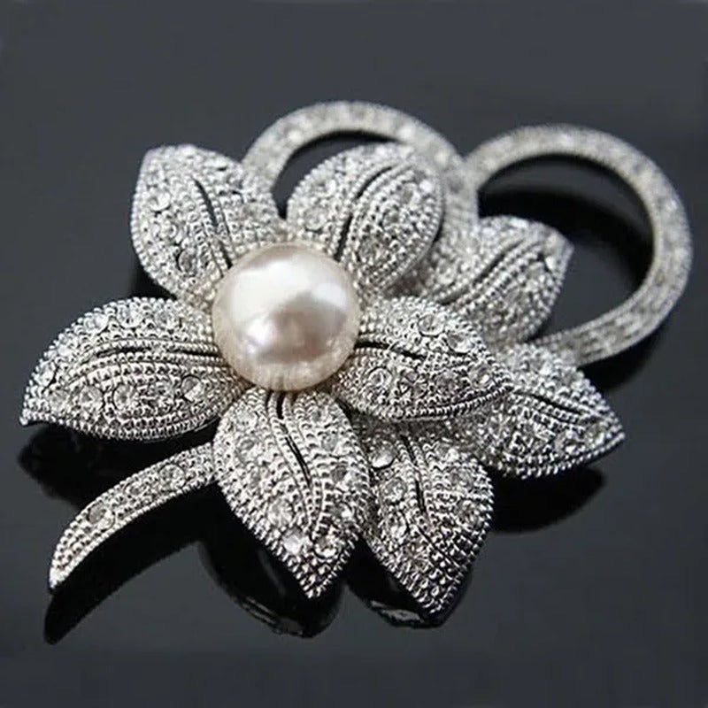 Retro Style Bright Crystal Imitation Pearl Big Bow Brooch for Women Wedding Acce
