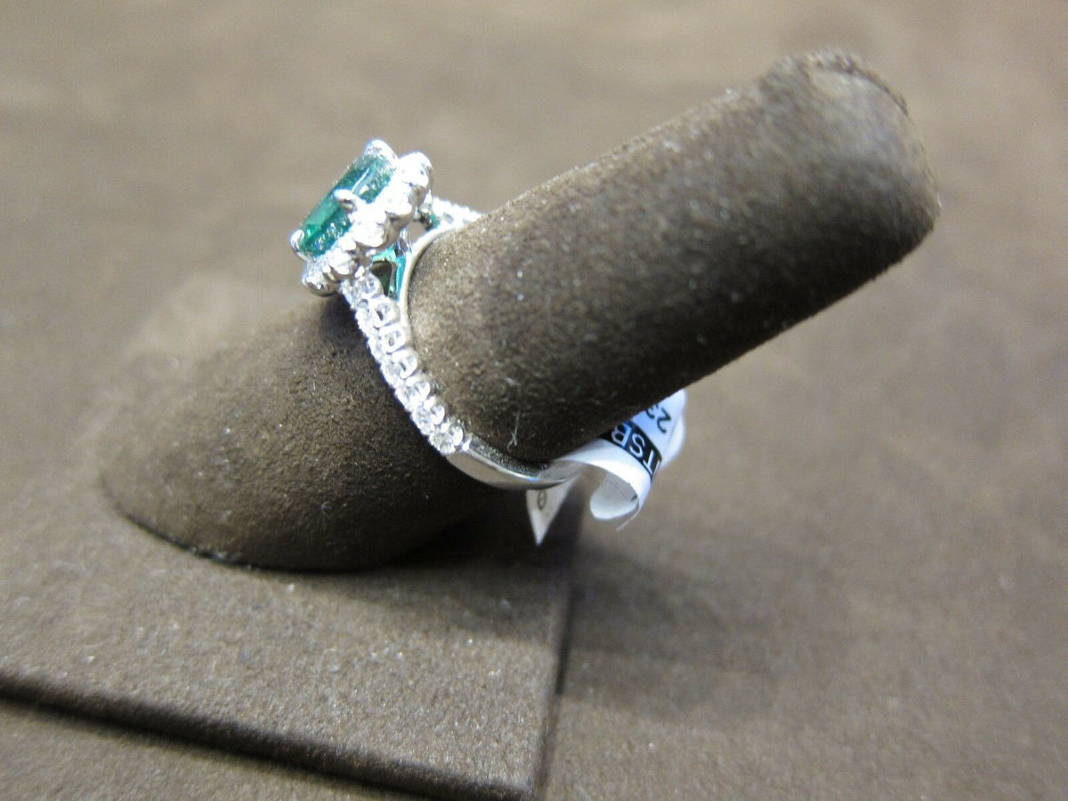 EMERALD ROUND SHAPE 7.98 LENGTH X7.81 WIDTH X5.79MM DEPTH