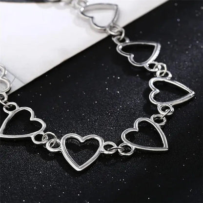 Simple Metal Heart Shape Choker Necklace for Women Fashion Elegant Geometric Col