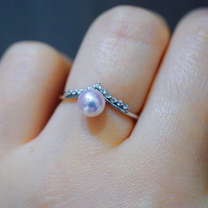 Women'S 18K Gold and Diamond V-Shaped Fashion Simple Ring