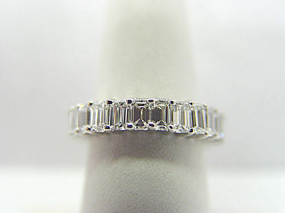 DIAMOND 26 STONE EMERALD SHAPE ETERNITY SET BAND COMMON PRONG SET DIAMOND BAND