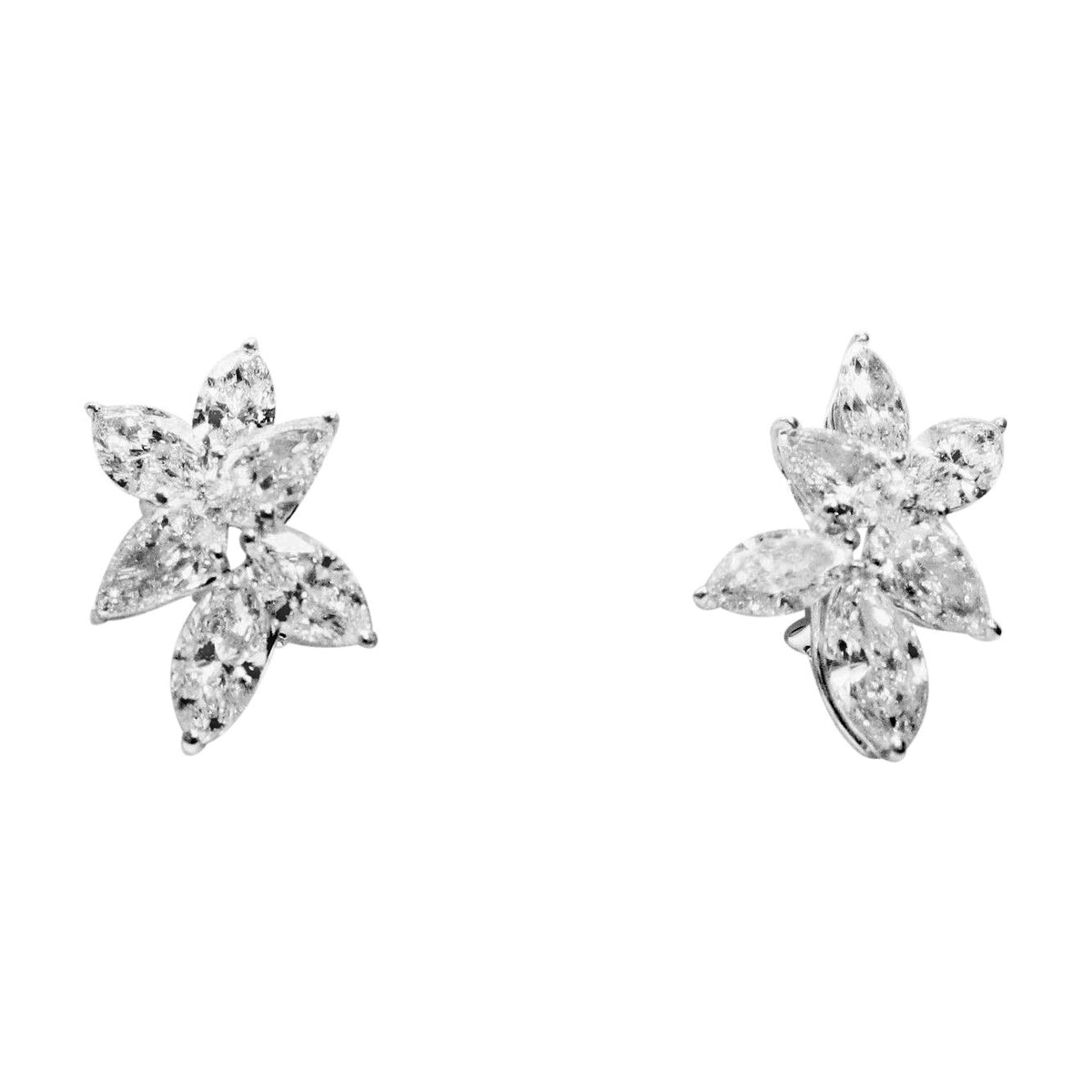 DIAMOND EARRING FOUR PEAR SHAPE TOTAL EIGHT MARQUISE TOTAL DIAMOND HUGIE EARRING