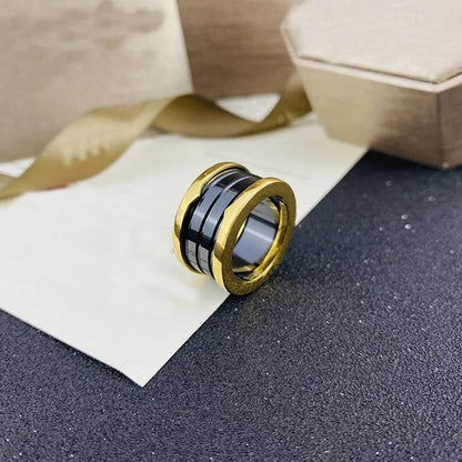 Spring Ring Titanium Steel 18K Rose Gold Plated Black and White Ceramic Ring