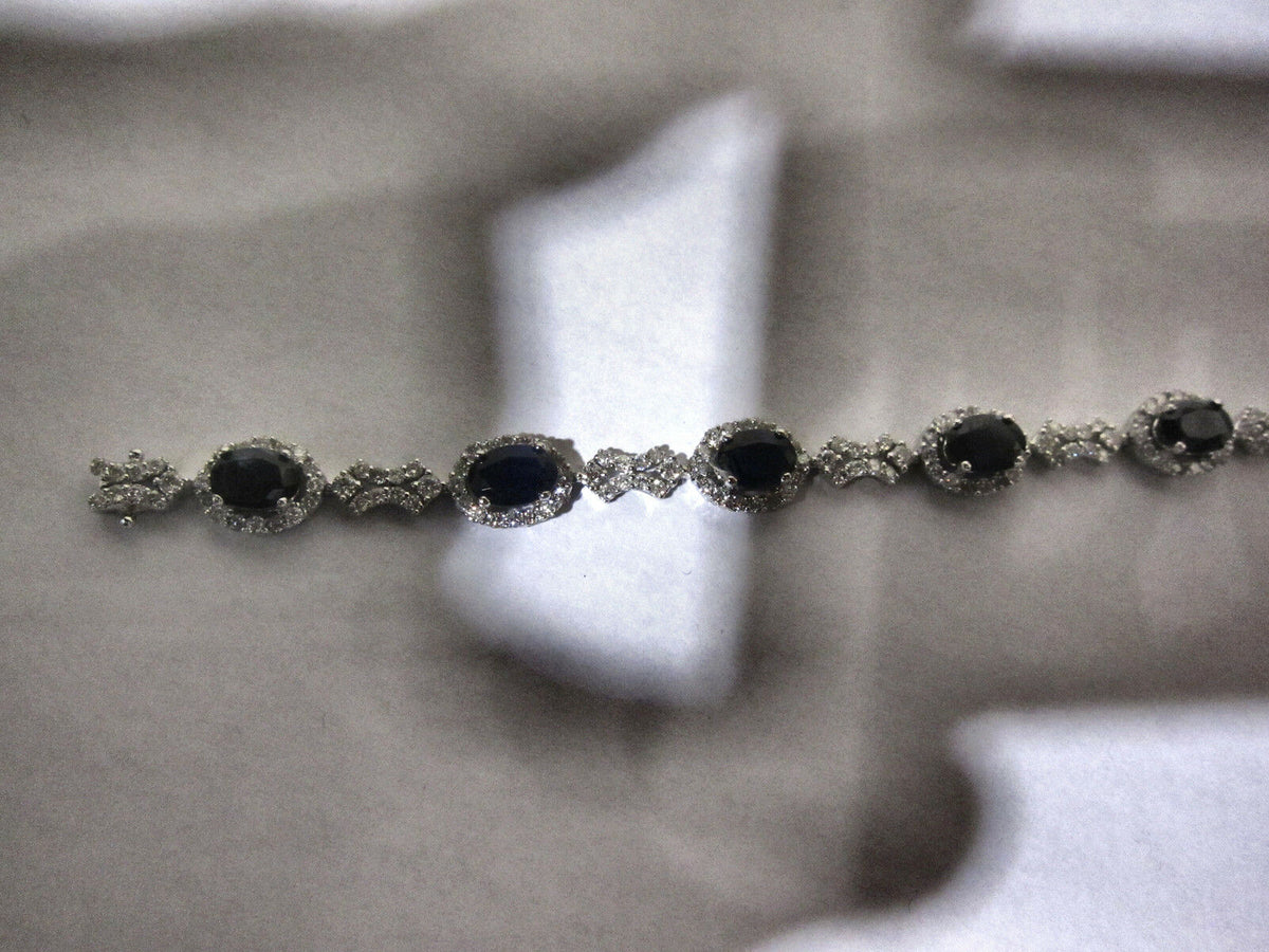 SAPPHIRE OVAL SHAPE 9 STONE DIAMOND ROUND BRACELET
