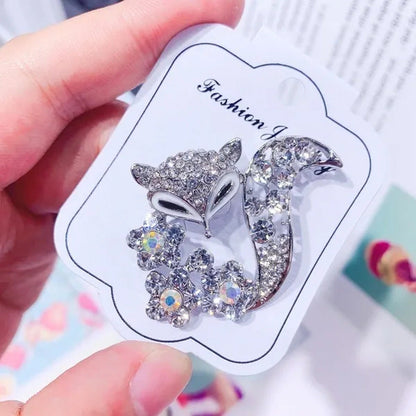 New Little Fox Brooch Crystal and Rhinestone Animal Brooches Coat Hat Accessorie