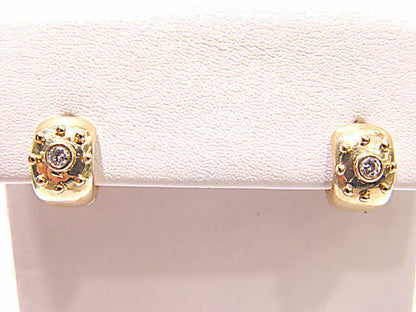 2 TOTAL ROUND BRILLIANT CUT DIAMONDS 1 ON EACH SET