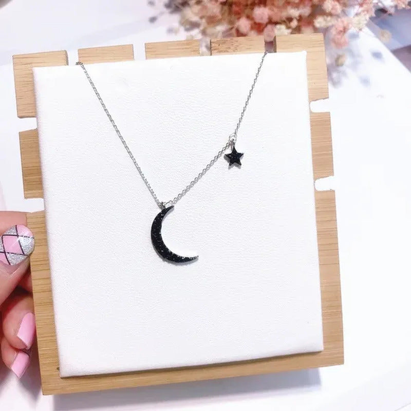 Fashion Black Diamond Star Moon Necklace Simple Moon Clavicle Chain Women