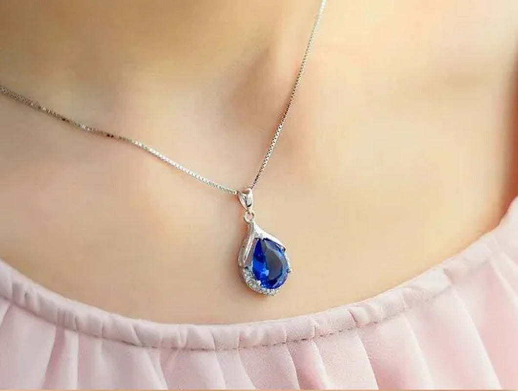 Fashion Copper Silver Plated Necklace Ladies Luxury Natural Crystal Inlaid Zirco