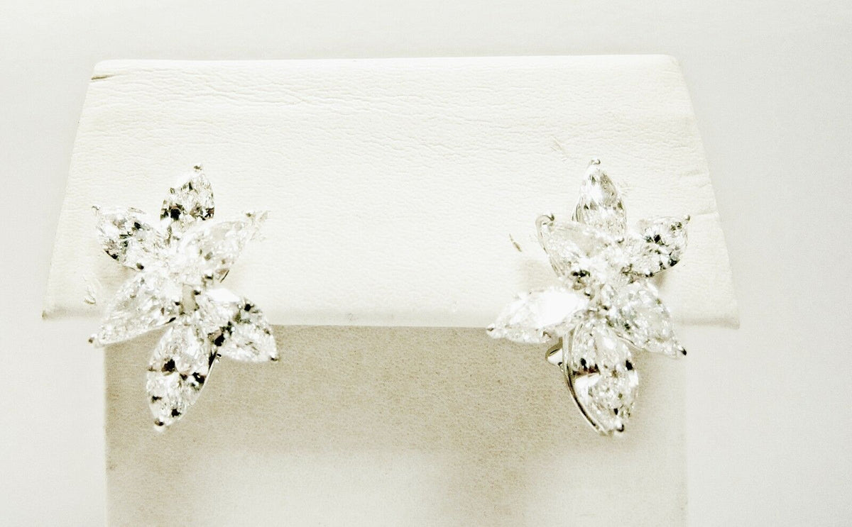 DIAMOND EARRING FOUR PEAR SHAPE TOTAL EIGHT MARQUISE TOTAL DIAMOND HUGIE EARRING