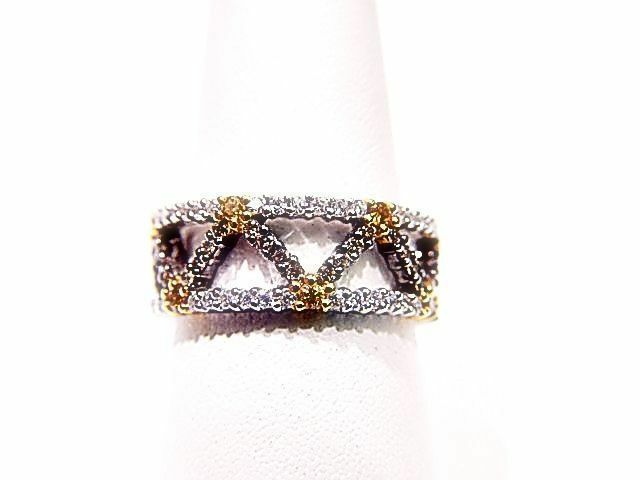 DIAMOND ARE SET ALL THE WAY AROUND THE BAND ETERNITY SET DIAMOND ETERNITY BAND