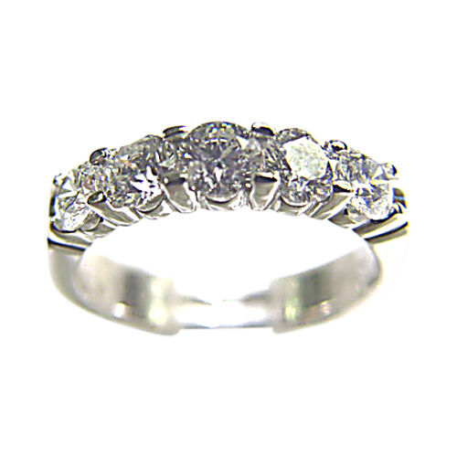 DIAMOND ROUND BRILLIANT 5 STONE BAND COMMON PRONG SET