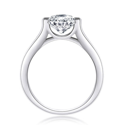 Simple Temperament Female Ring 2 Carat Moissanite Ring