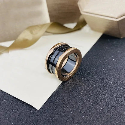 Spring Ring Titanium Steel 18K Rose Gold Plated Black and White Ceramic Ring