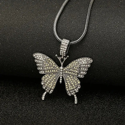 Colorful Butterfly Pendant Necklace Set with Diamond Alloy, Snake Chain, Hip Hop