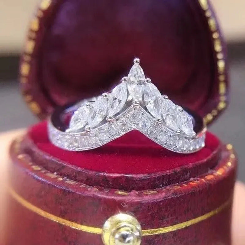Unique Design Fashion 925 Sterling Silver White Sapphire Ring Marquise Cut Diamo