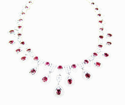 DIAMOND ROUND BRILLIANT SHAPE RUBY OVAL SHAPE DIAMOND NECKLACE