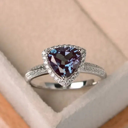 Exquisite Triangle Cut Alexandrite 925 Solid Silver Diamond Bridal Wedding Trill