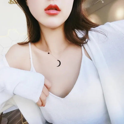 Fashion Black Diamond Star Moon Necklace Simple Moon Clavicle Chain Women