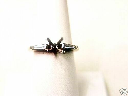 .38 CT DIAMOND 2 TAPERED BAGUETTE SHAPE SETTING IN PLATINUM