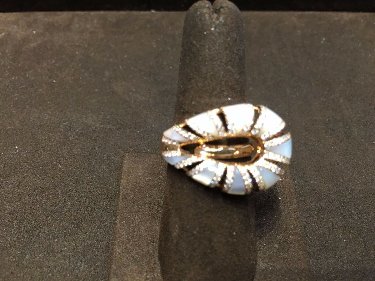 ROSE GOLD MOTHER OF PEARL DIAMOND ROUND BRILLIANT RING