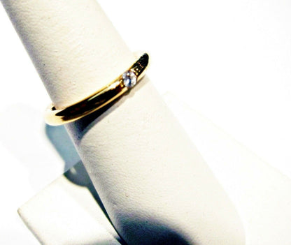 DIAMOND ROUND BRILLIANT SOLITAIRE BAND