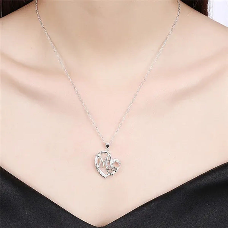 New Fashion Creative Love MOM Necklace Diamond-Encrusted Mom Heart-Shaped Neckla
