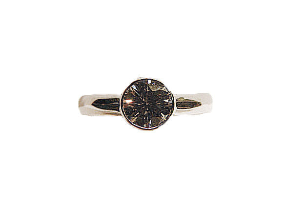 DIAMOND ROUND BRILLIANT SHAPE SOLIATIRE BAND