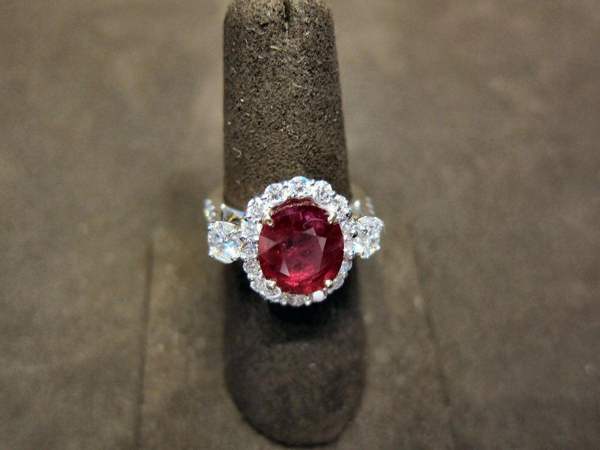 RUBY OVAL SHAPE 11.18MMLX8.81MMWX6.57MMDEPTH DIAMOND
