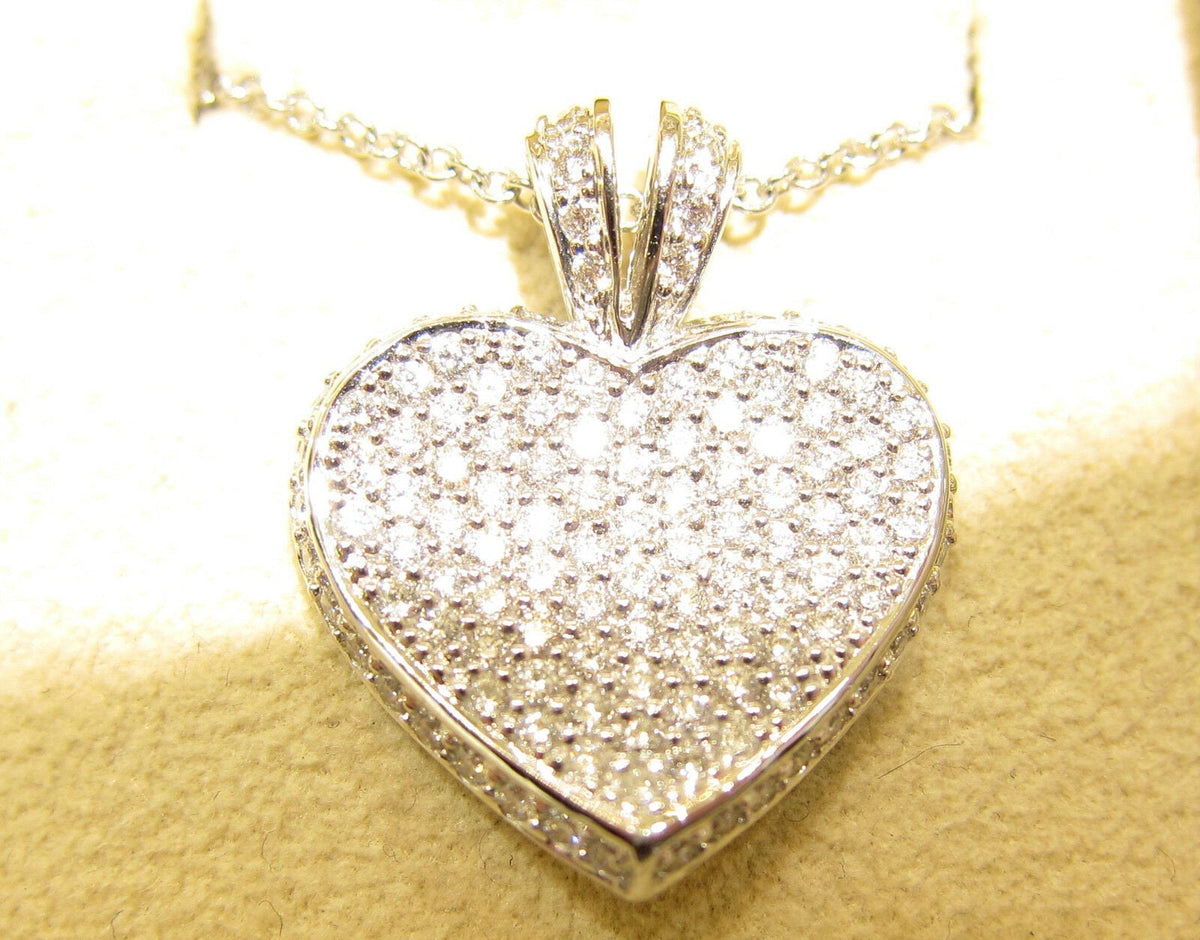 1.70 CT DIAMOND HEART PAVE SET ROUND BRILLIANT SHAPE DIAMOND INCLUDED CHAIN 18 K