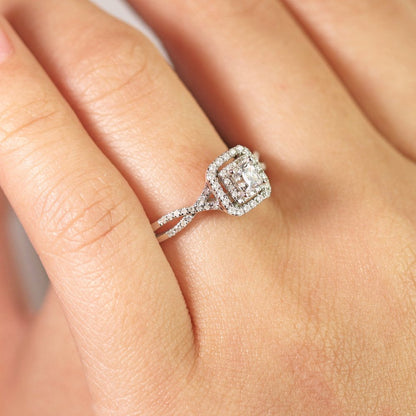 Elegant 1 Carat - Square Cut Diamond - Twisted Band - Pave - Double Halo Engagem