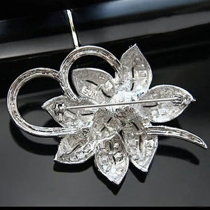 Retro Style Bright Crystal Imitation Pearl Big Bow Brooch for Women Wedding Acce