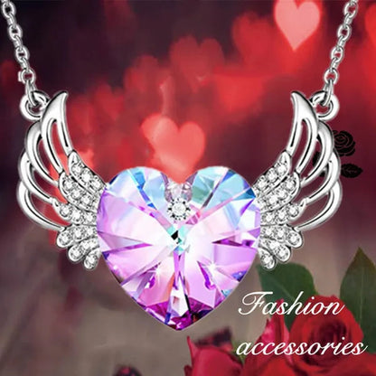 Luxury Fashion Women's Diamond Wings Heart Crystal Necklace Angel Wings Diamond Pendant Wedding Necklace Women's Princess Jewelry Birthday  Anniversary Gift