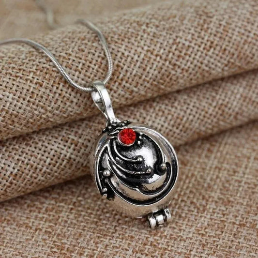 New The Vampire Diaries Necklace Elena Gilbert Vintage Vervain Verbena Pendant Photo Locket Jewelry for Men and Women 3 Colors YLL1149/s1