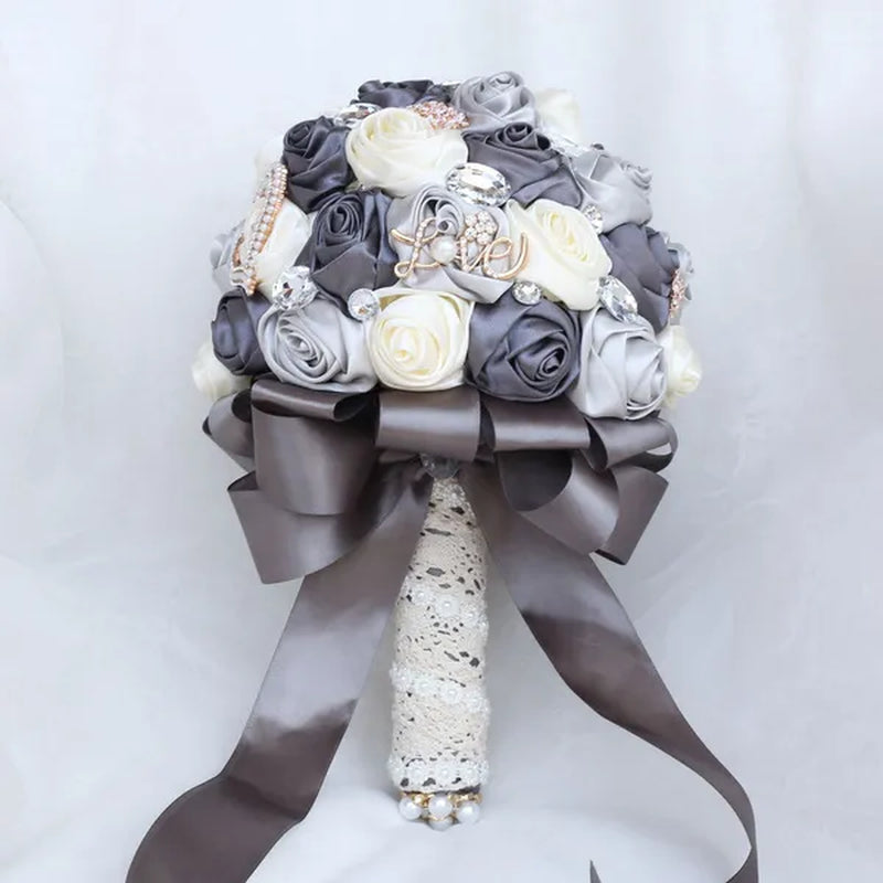 20CM Simulation Silk Rose Wedding Bouquet Diamond Pearl Brooch Bridal Bouquets Romantic Bridesmaid Holding Flowers