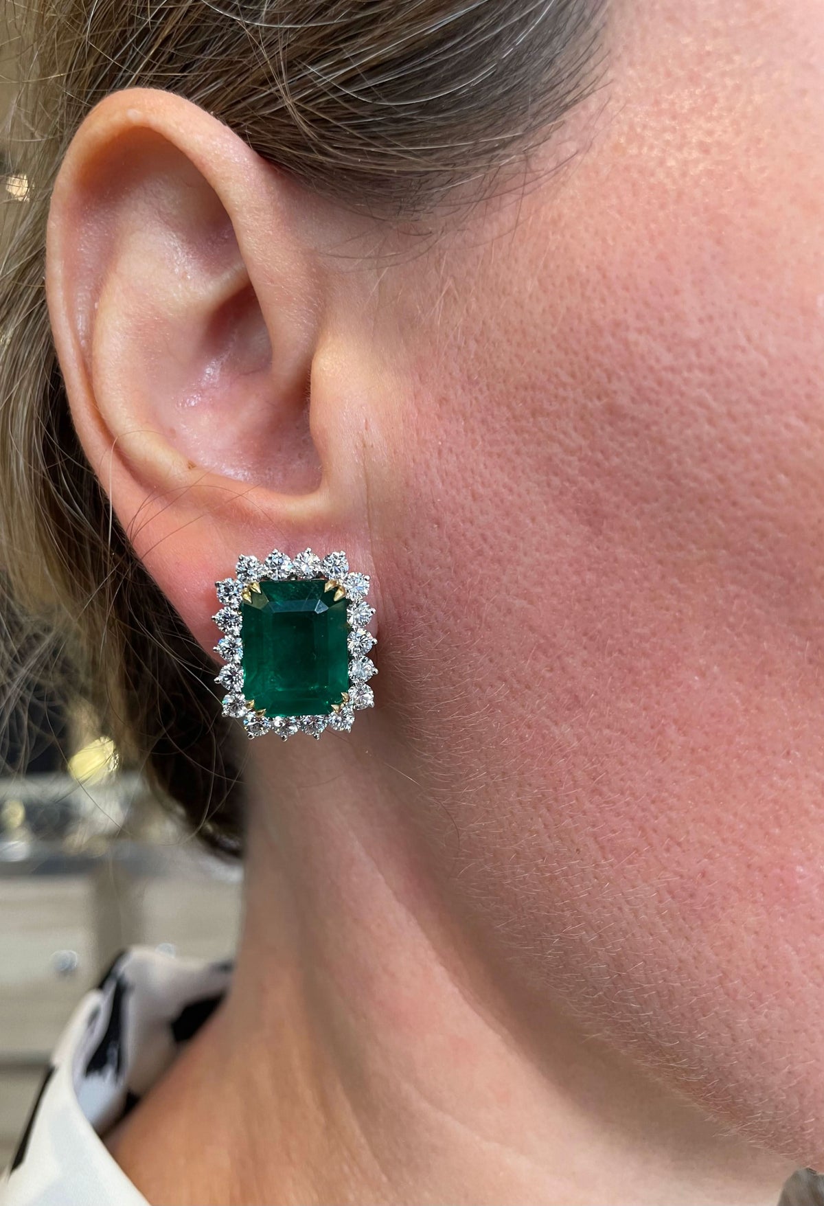 16.15ct Certified Vivid Green Emerald and Diamond 18k Gold Earrings
