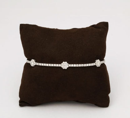 14k White Gold Flower Diamond Tennis Bracelet 3.68 Carat New